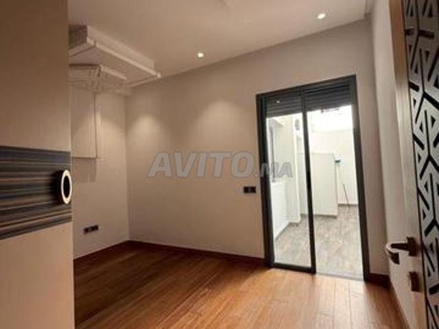 Appartement à louer 170 m² à Rabat