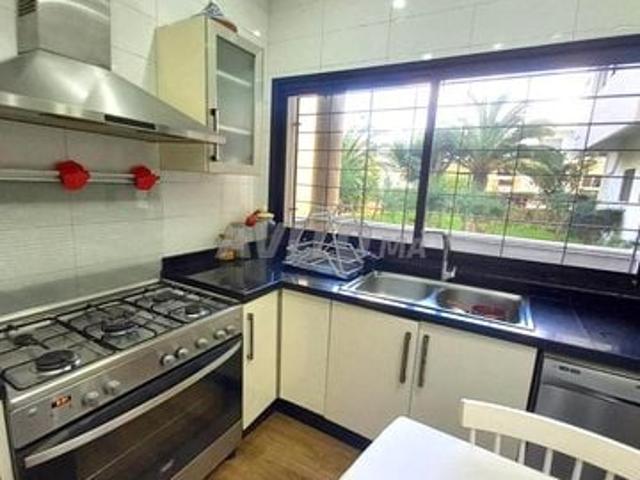 Appartement à louer 170 m² à Rabat