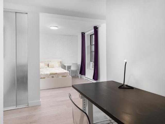 Appartement à Louer 1711 Rue Saint Denis, Ville Marie Centre Ville, Vieux Montréal 18 photos | Logis Québec