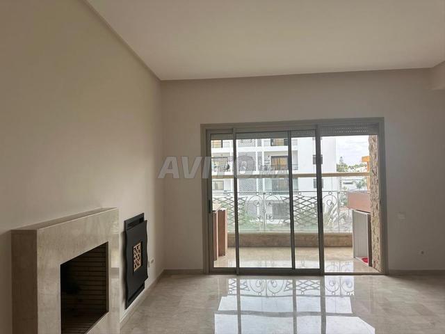 Appartement à louer 175 m² à Rabat
