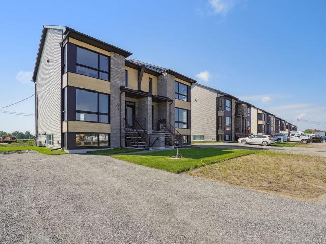 Appartement à Louer 184,Rue de la Papetière, Masson Angers Gatineau 12 photos | Logis Québec