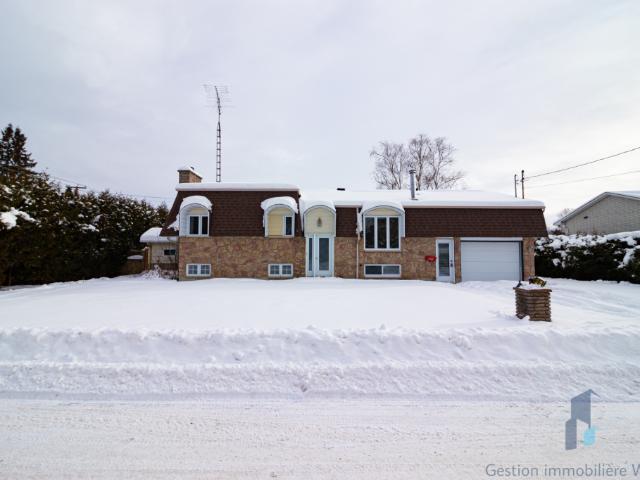 Appartement à Louer 188A rue Elzear, Papineauville 25 photos | Logis Québec