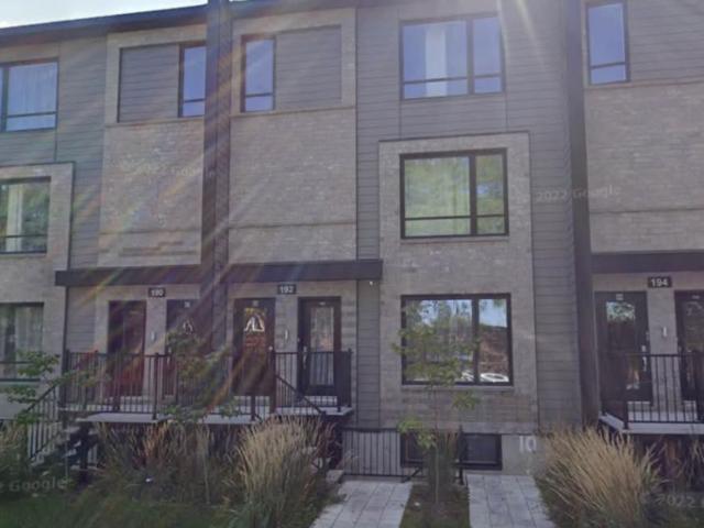 Appartement à Louer 192 Avenue Dubé, Montréal Est 8 photos | Logis Québec