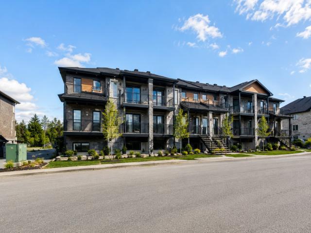 Appartement à Louer 19 Rue De Liverpool, Aylmer Gatineau 15 photos | Logis Québec
