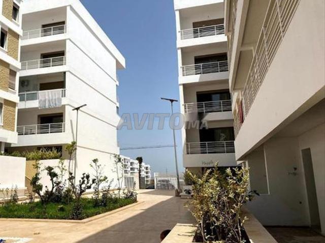 Appartement à louer 100m² à Victoria Bouskoura