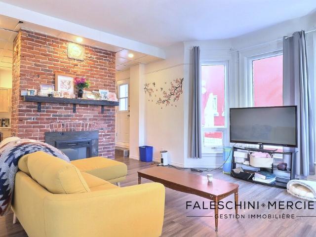 Appartement à Louer 1015 avenue des Érables app. 1, La Cité Limoilou Québec 18 photos | Logis Québec