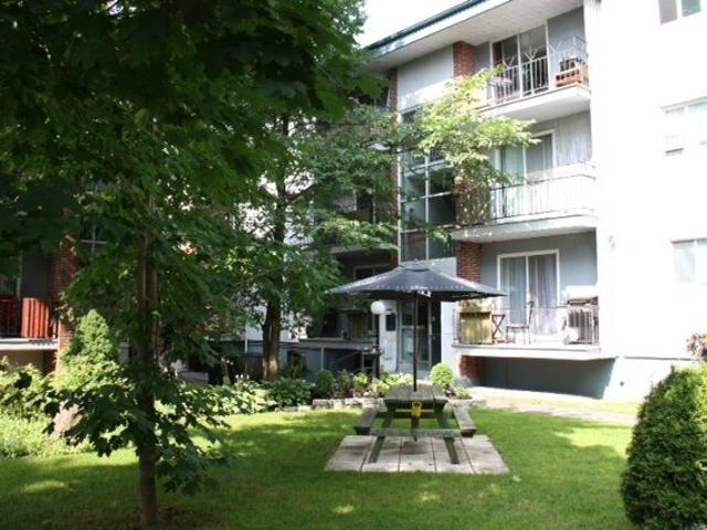 Appartement à Louer 101 75e Rue E, Charlesbourg Québec 8 photos | Logis Québec