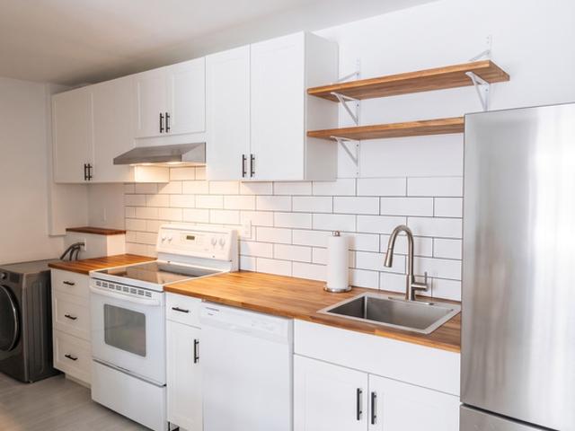 Appartement à Louer 1050 rue du fédéral, Les Nations Sherbrooke 6 photos | Logis Québec