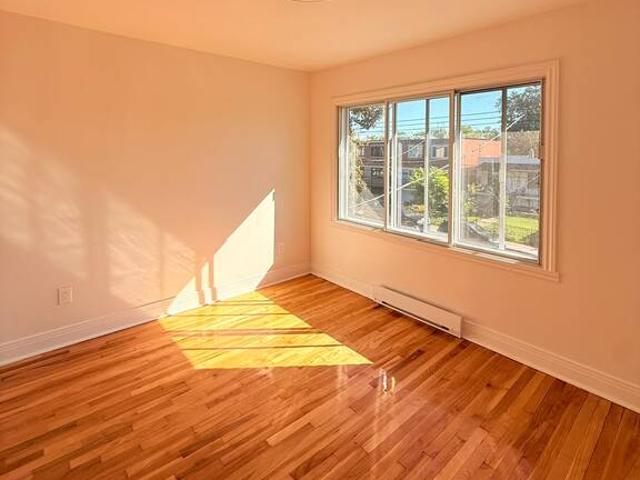 Appartement à Louer 10792 Boulevard Sainte Gertude, Montréal Nord Montréal 9 photos | Logis Québec
