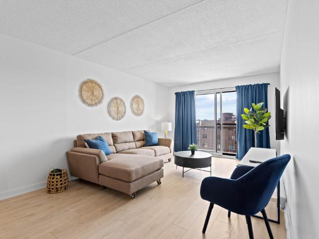 Appartement à Louer 1100 Bd Vanier, Duvernay Laval 12 photos | Logis Québec