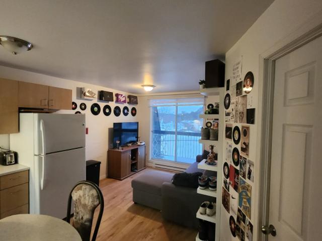 Appartement à Louer 110 Saint Francois Nord, Fleurimont Sherbrooke 7 photos | Logis Québec