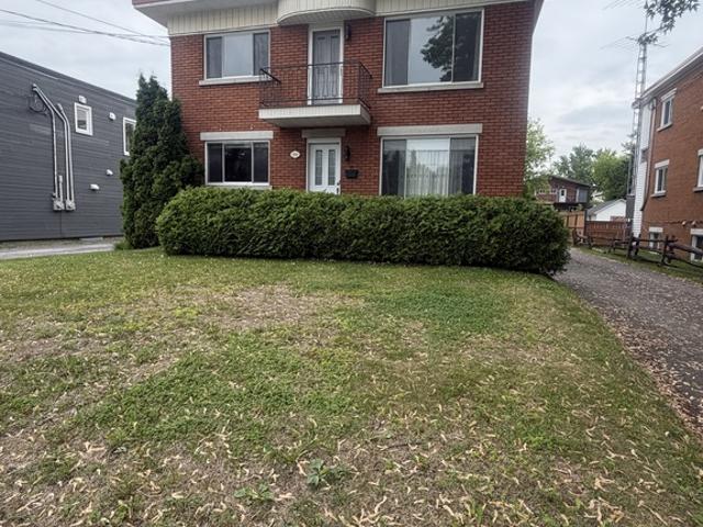 Appartement à Louer 114 Rue Gouin, Saint Charles Borromée 4 photos | Logis Québec