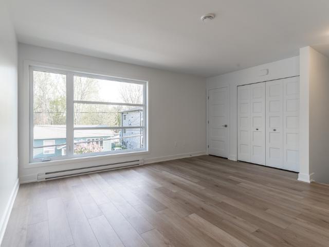 Appartement à Louer 1151 Rue Notre Dame, Gatineau Gatineau 17 photos | Logis Québec