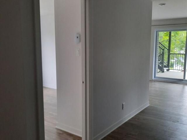 Appartement à Louer 116 rue de Dieppe, Deux Montagnes 12 photos | Logis Québec