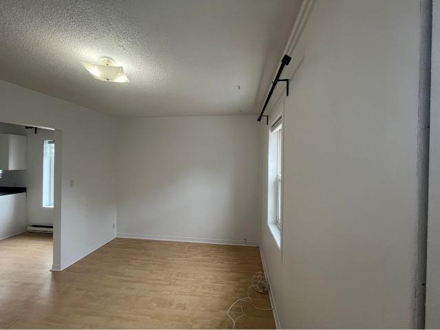 Appartement à Louer 123 Boulevard Lorrain, Gatineau Gatineau 9 photos | Logis Québec