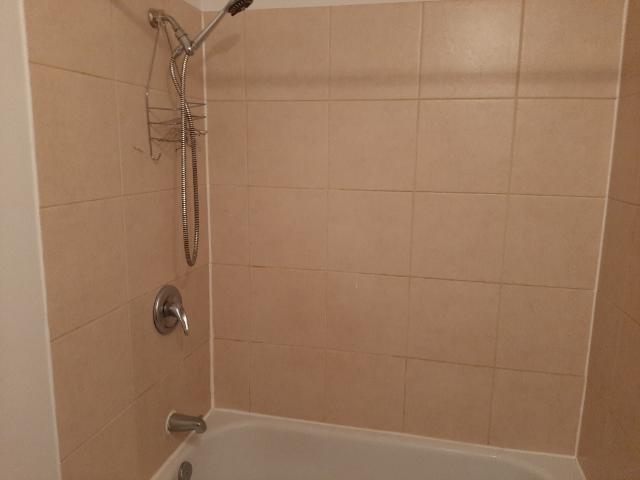 Appartement à Louer 1202 Rue des Blés, Fleurimont Sherbrooke 7 photos | Logis Québec