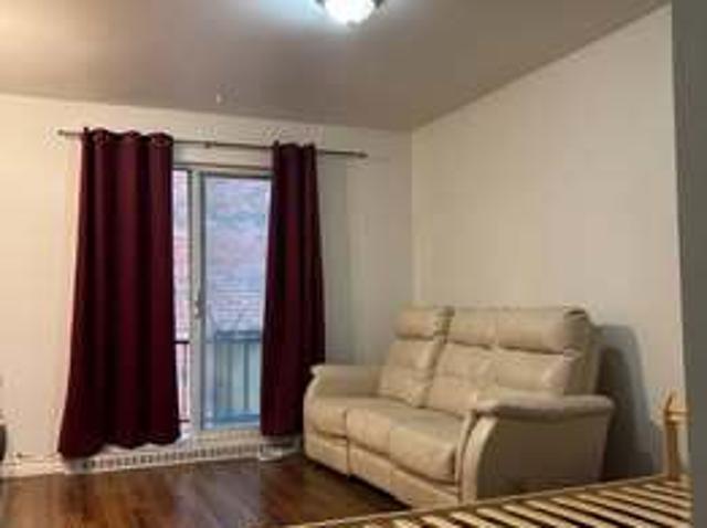 Appartement à Louer 121, 75 rue Est québec, Charlesbourg Québec 6 photos | Logis Québec