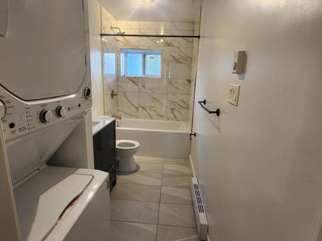 Appartement à Louer 12276 rue Grenet, Ahuntsic Cartierville Montréal 10 photos | Logis Québec