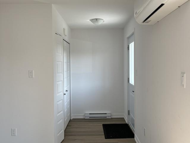 Appartement à Louer 133 rue sabourin, Gatineau Gatineau 12 photos | Logis Québec