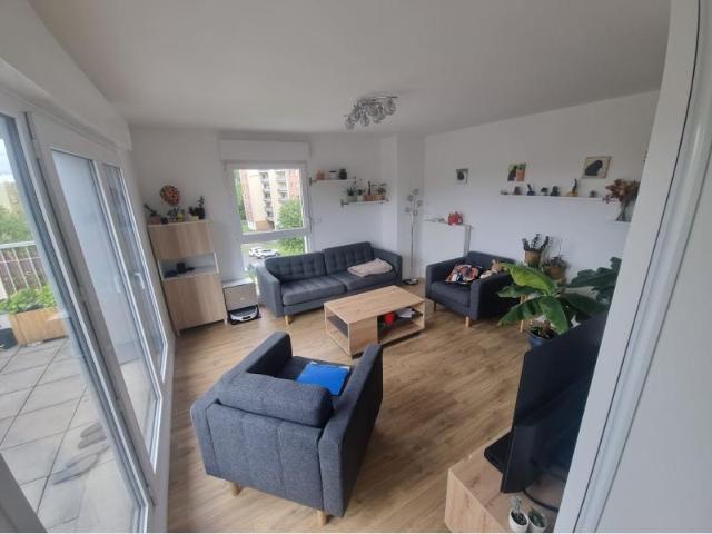Appartement à louer 1319 €