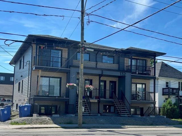 Appartement à Louer 132 rue galipeau, Thurso 16 photos | Logis Québec