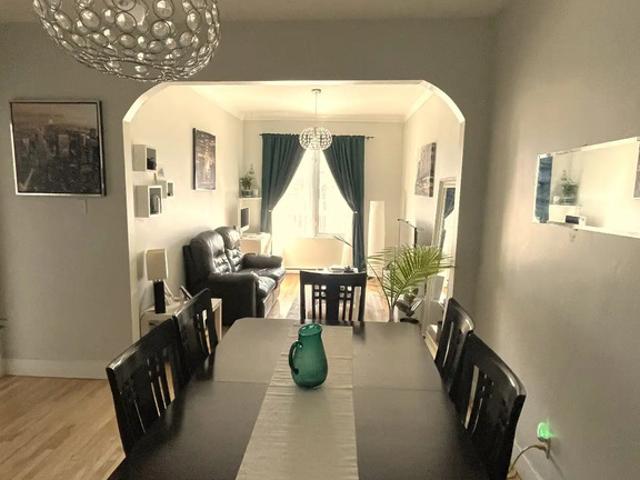 Appartement à Louer 137 4e Rue de la Pointe, Shawinigan, QC, Shawinigan Shawinigan 4 photos | Logis Québec