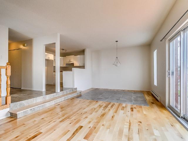 Appartement à Louer 1, Gatineau Gatineau 15 photos | Logis Québec