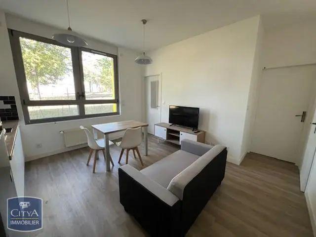 Appartement à louer 1 pièce 10.08m²