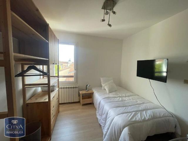 Appartement à louer 1 pièce 10.77m²