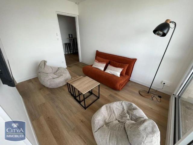 Appartement à louer 1 pièce 12.79m²