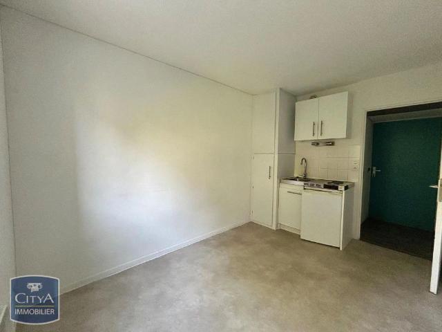 Appartement à louer 1 pièce 12.86m²