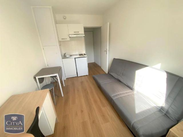 Appartement à louer 1 pièce 12.8m²