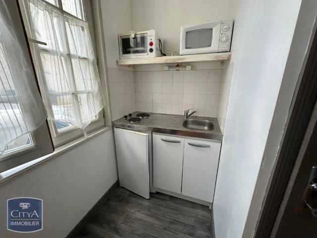 Appartement à louer 1 pièce 13.83m²