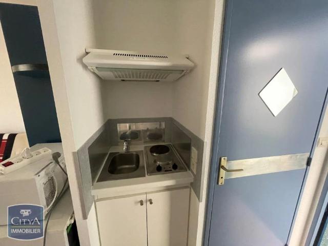 Appartement à louer 1 pièce 13.8m²