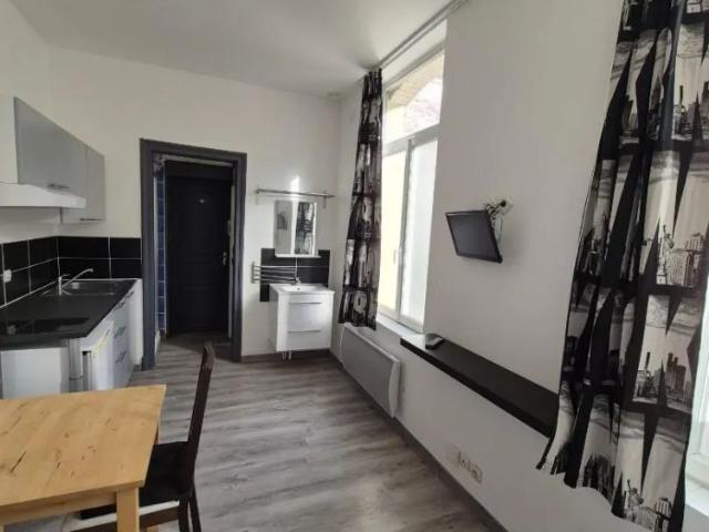 Appartement à louer 1 pièce 13.95m²