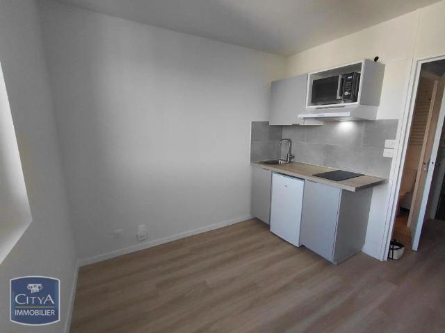 Appartement à louer 1 pièce 14.15m²