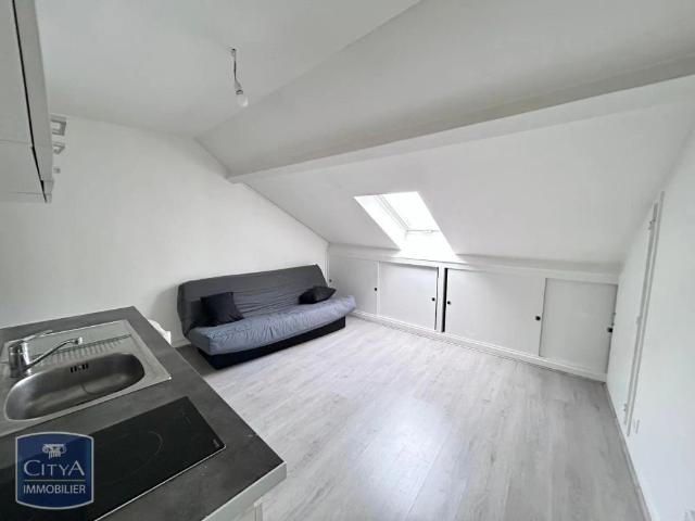 Appartement à louer 1 pièce 14.61m²