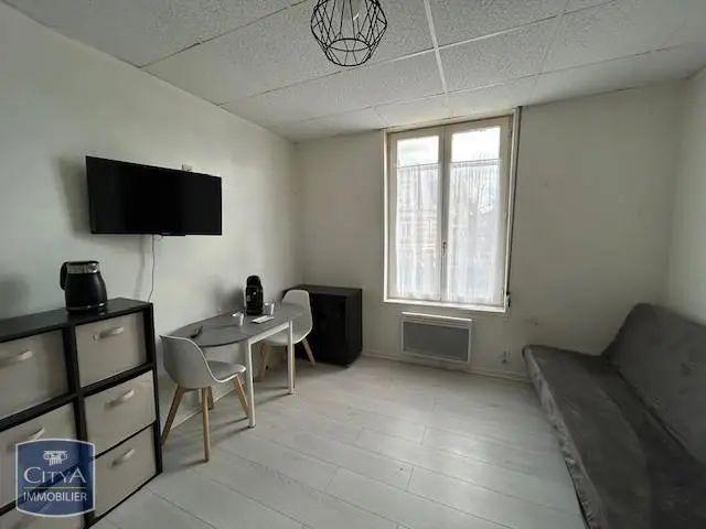 Appartement à louer 1 pièce 15.25m²