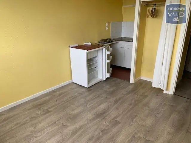 Appartement à louer 1 pièce 15.61m²