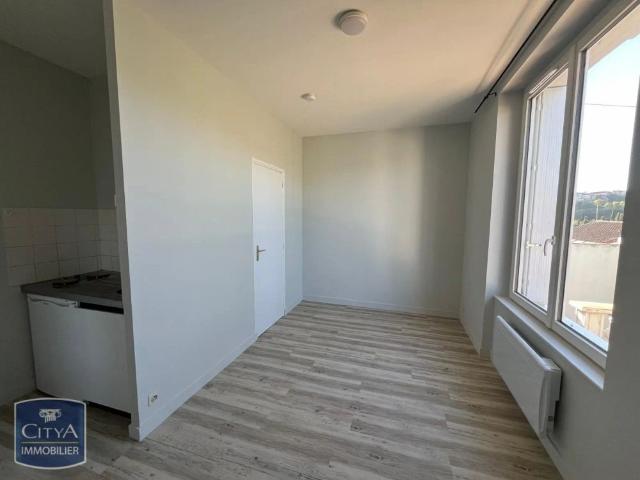 Appartement à louer 1 pièce 16.27m²