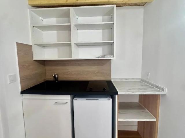 Appartement à louer 1 pièce 16.39m²