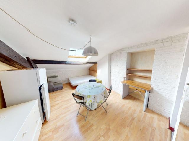 Appartement à louer 1 pièce 16 m