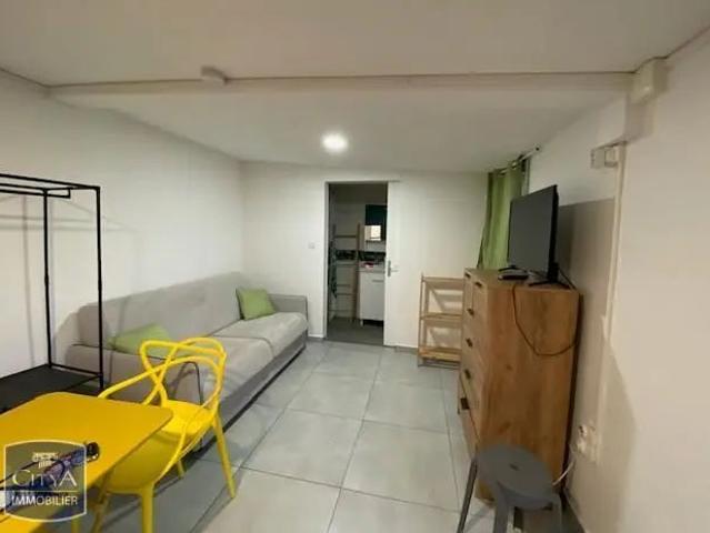 Appartement à louer 1 pièce 17.7m²
