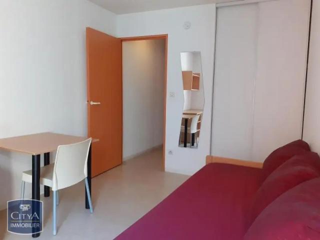 Appartement à louer 1 pièce 17.4m²