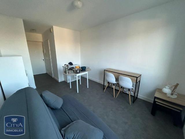 Appartement à louer 1 pièce 17.74m²