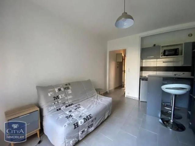 Appartement à louer 1 pièce 17.79m²