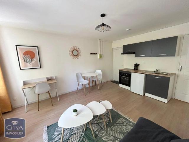 Appartement à louer 1 pièce 17.84m²