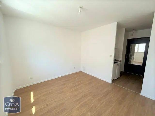 Appartement à louer 1 pièce 17.98m²