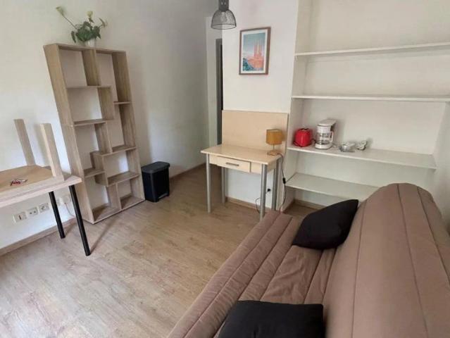 Appartement à louer 1 pièce 18.56m²