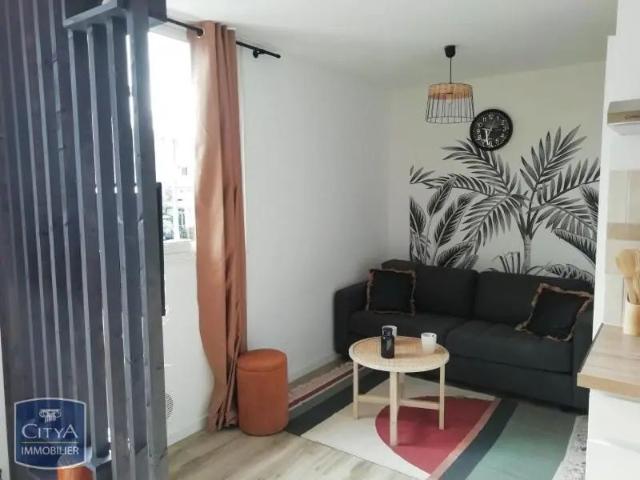 Appartement à louer 1 pièce 18.6m²